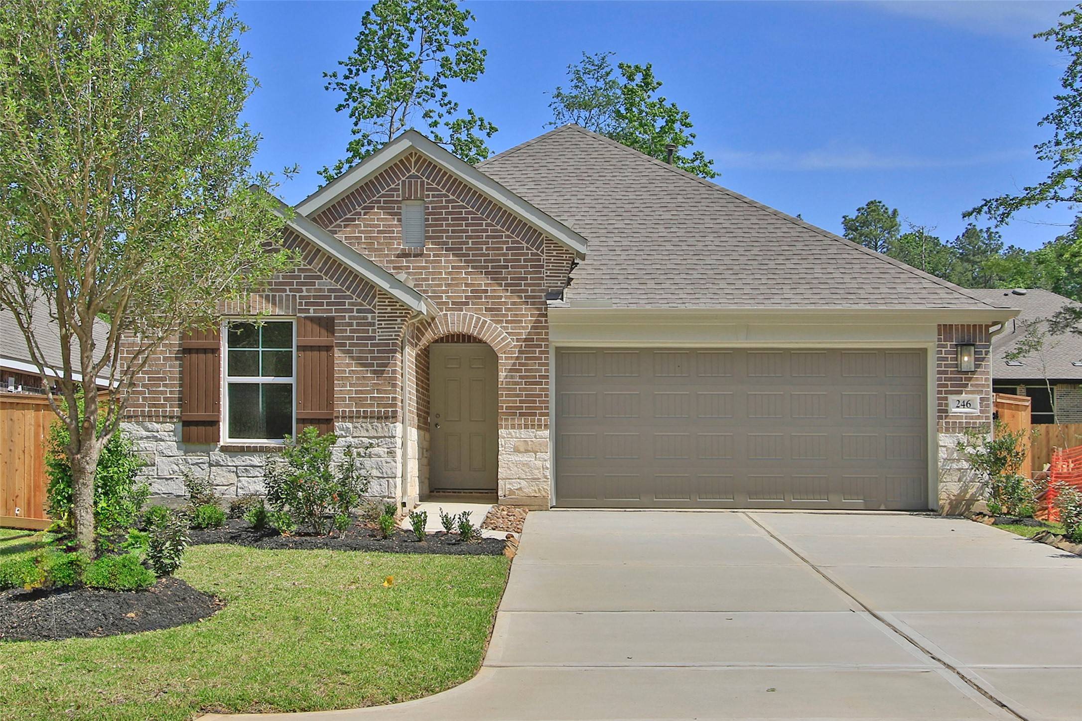 246 Brecon Buff DR, Willis, TX 77318