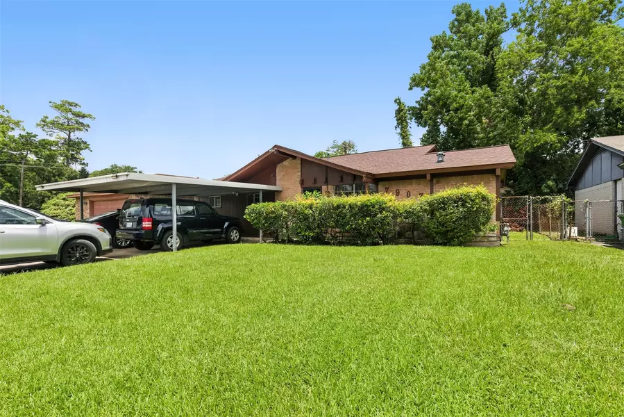 7907 Locksley RD, Houston, TX 77078