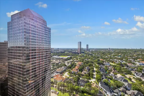 Houston, TX 77056,5100 San Felipe ST #294