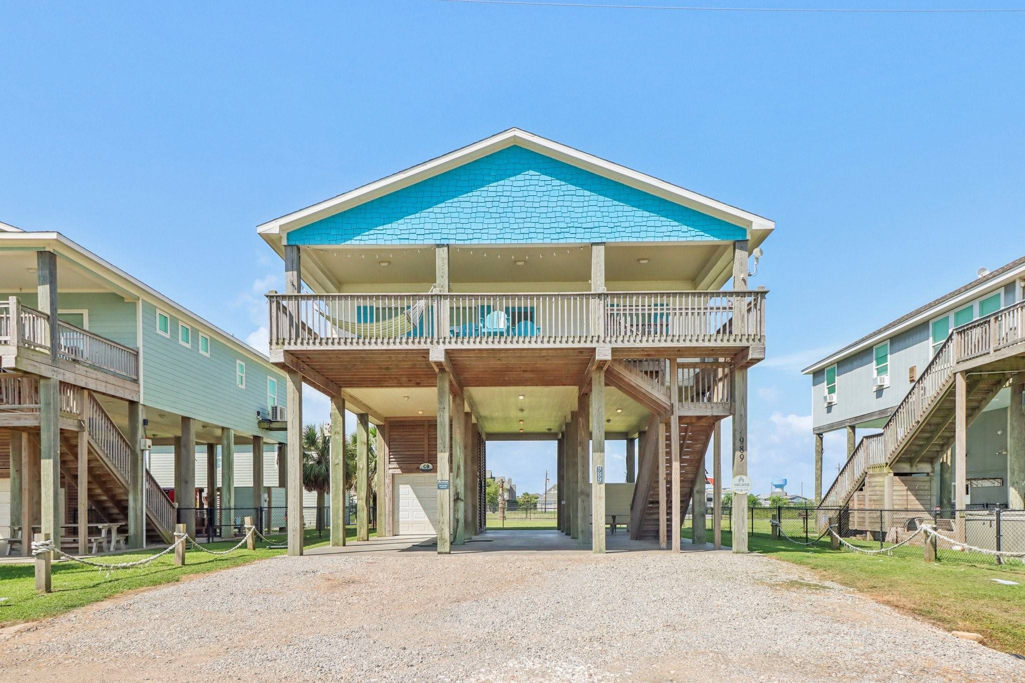 989 Meynig DR, Crystal Beach, TX 77650