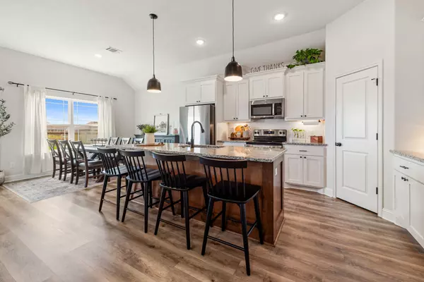 Snook, TX 77879,304 Brazos BND