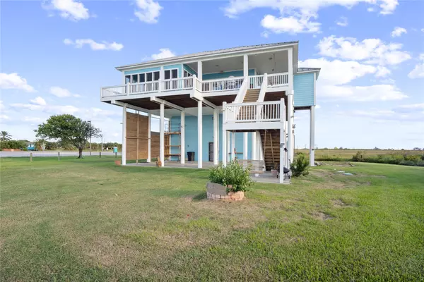 Gilchrist, TX 77617,1682 Hamilton AVE