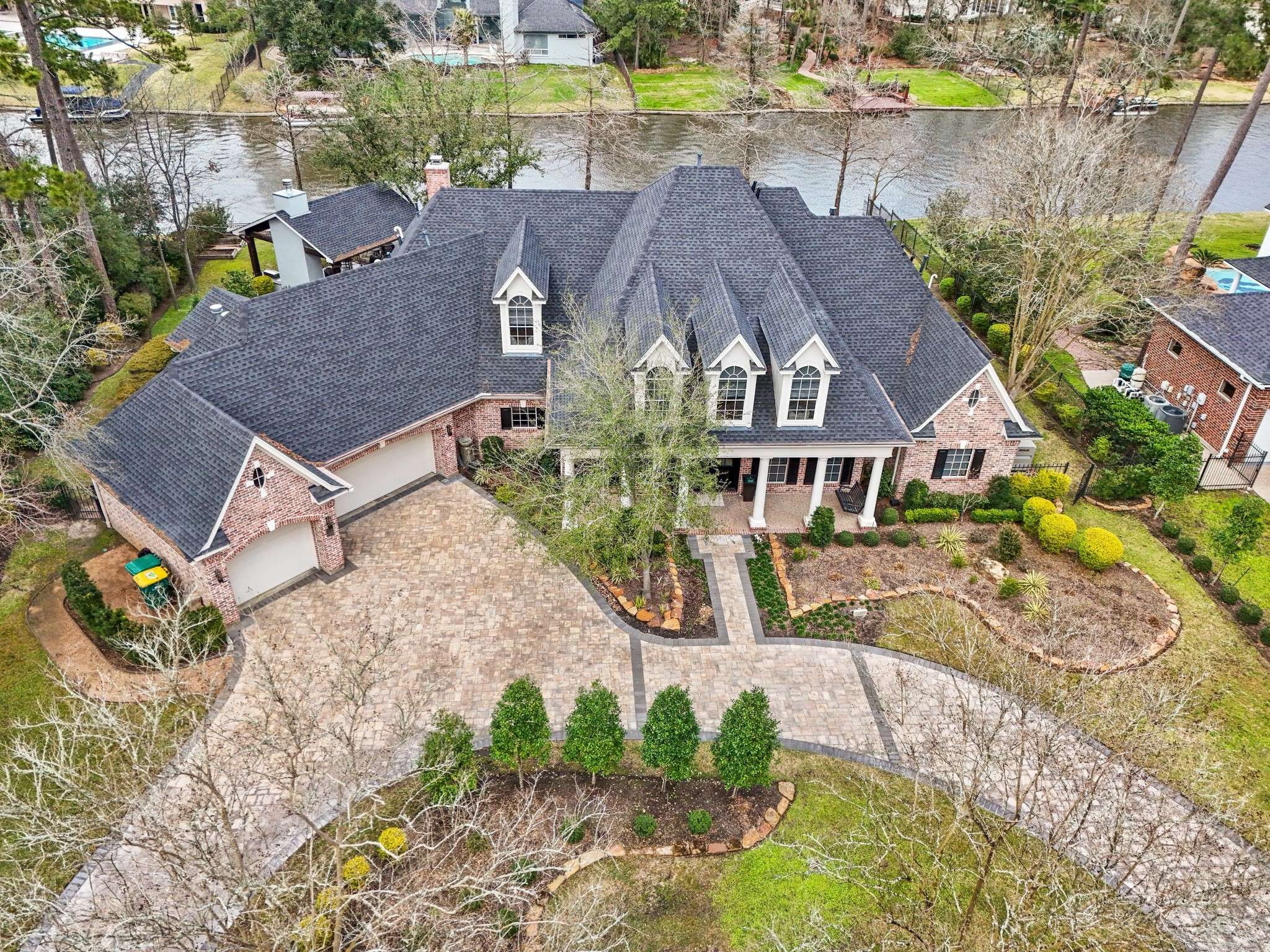 The Woodlands, TX 77381,82 N Windsail PL