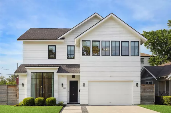 205 E 25th ST, Houston, TX 77008
