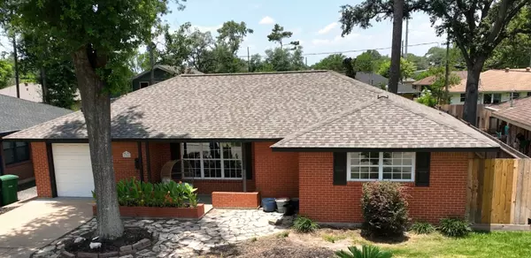 2302 Hewitt DR, Houston, TX 77018