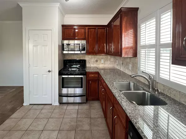 Houston, TX 77004,1324 Dennis ST