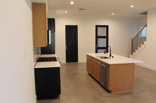 Houston, TX 77088,954 A Junell ST