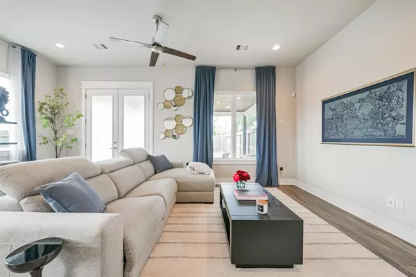 Houston, TX 77026,2503 Des Chaumes ST