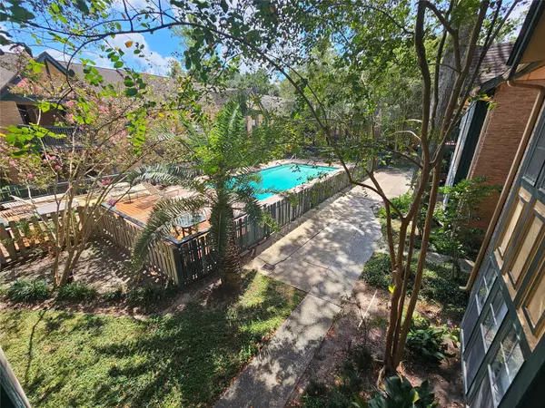 8287 Kingsbrook RD #268, Houston, TX 77024