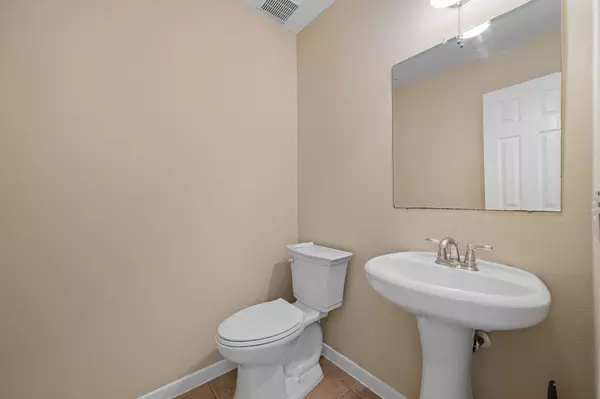 Houston, TX 77095,10211 E Summit Canyon DR