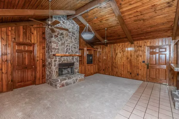 Brookeland, TX 75931,331 & 441 Shoreline DR