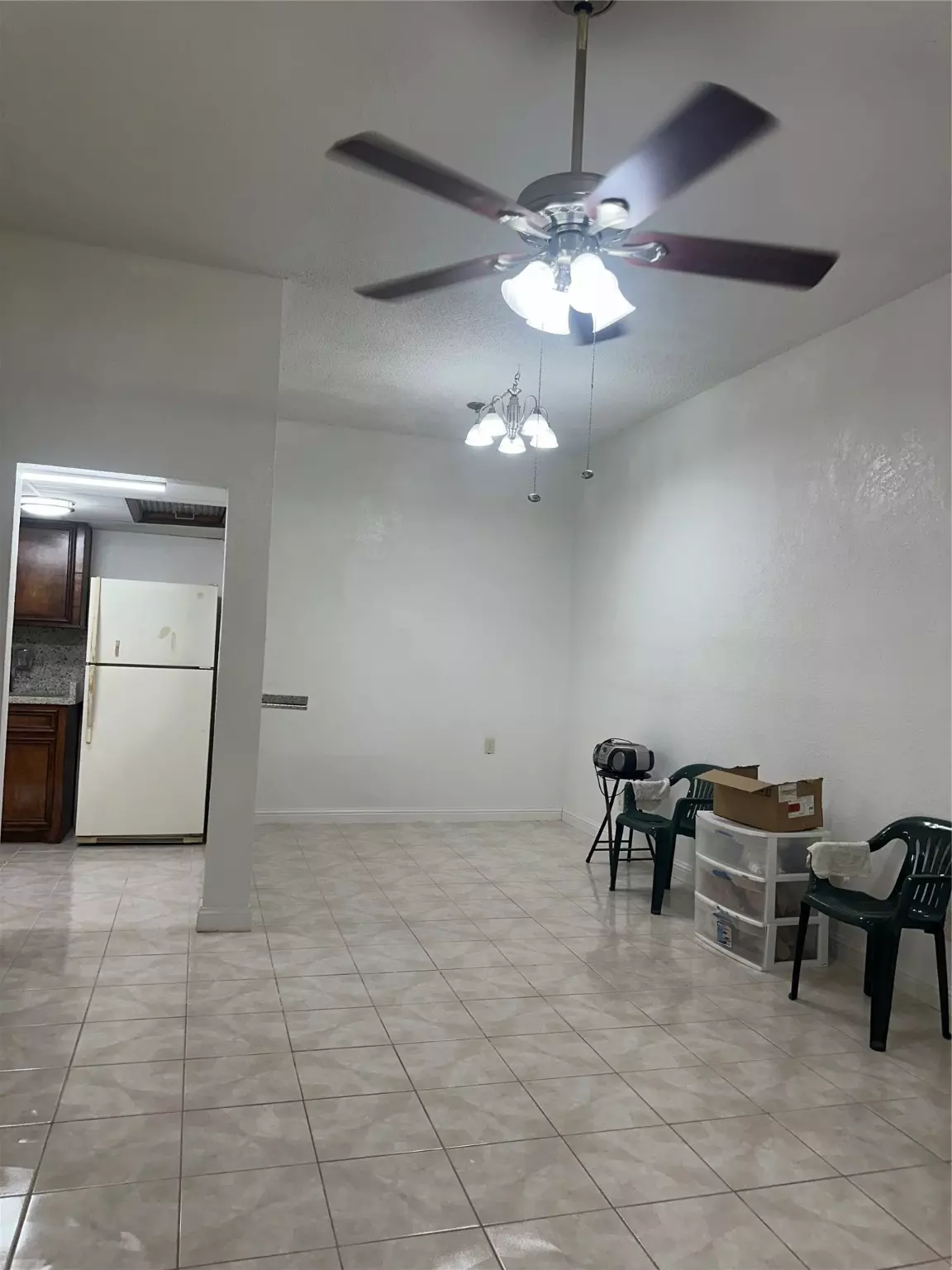 Houston, TX 77017,8250 Park Place BLVD #303