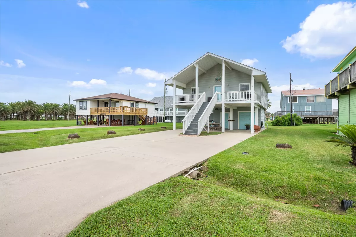 Crystal Beach, TX 77650,2375 Sand Castle DR