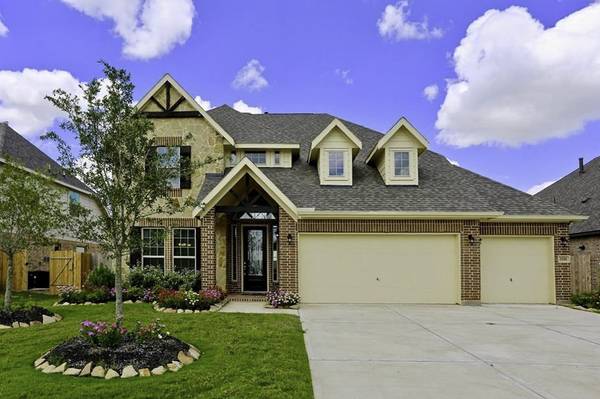 2218 Golden Bay LN, Rosenberg, TX 77469