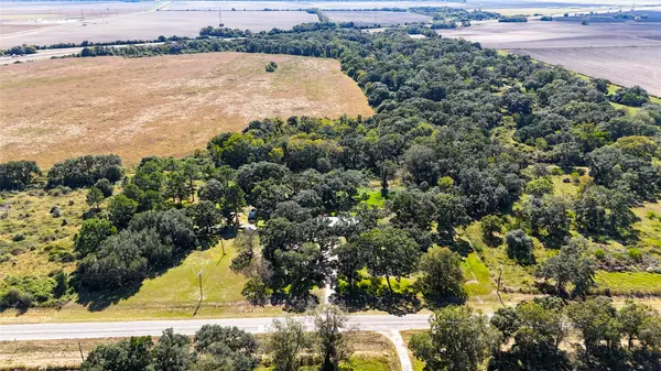 Louise, TX 77455,979 N Fm 647 RD