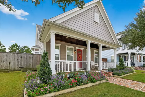 27 Red Harper DR, Spring, TX 77389