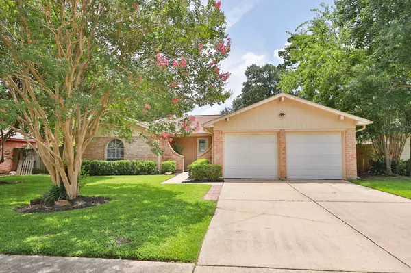 15822 Whipple Tree DR, Houston, TX 77070