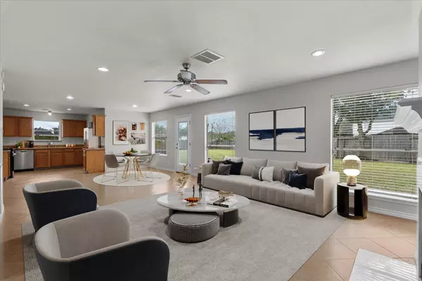 Dickinson, TX 77539,202 Armand Bay DR