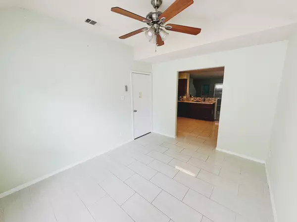 Houston, TX 77040,10515 ince ln