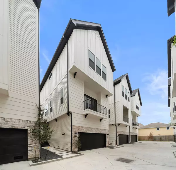 Houston, TX 77008,1417 W 23rd ST #D