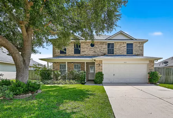 1015 Santa Fe CT, Rosenberg, TX 77471