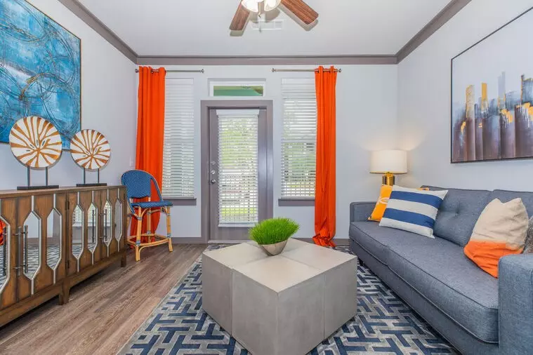 9393 Fm 1960 Bypass RD W #8308, Humble, TX 77338