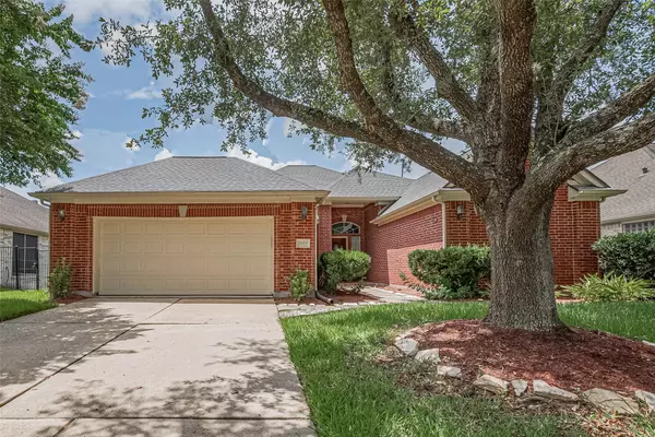 3118 Emory Oak LN, Pearland, TX 77584