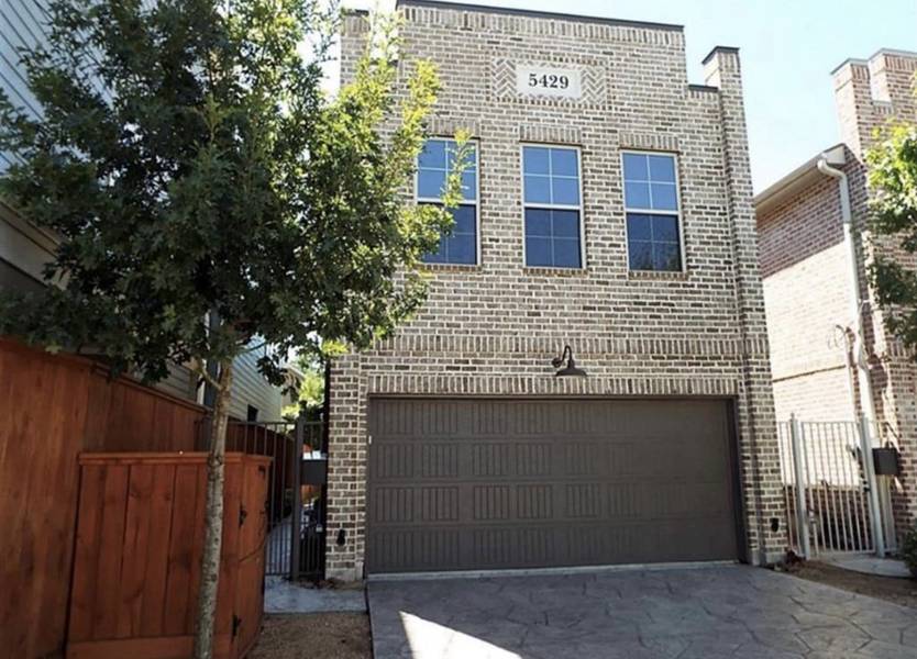 5429 Petty ST, Houston, TX 77007