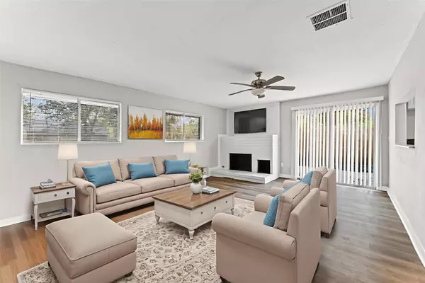 3034 Akard ST, Houston, TX 77051