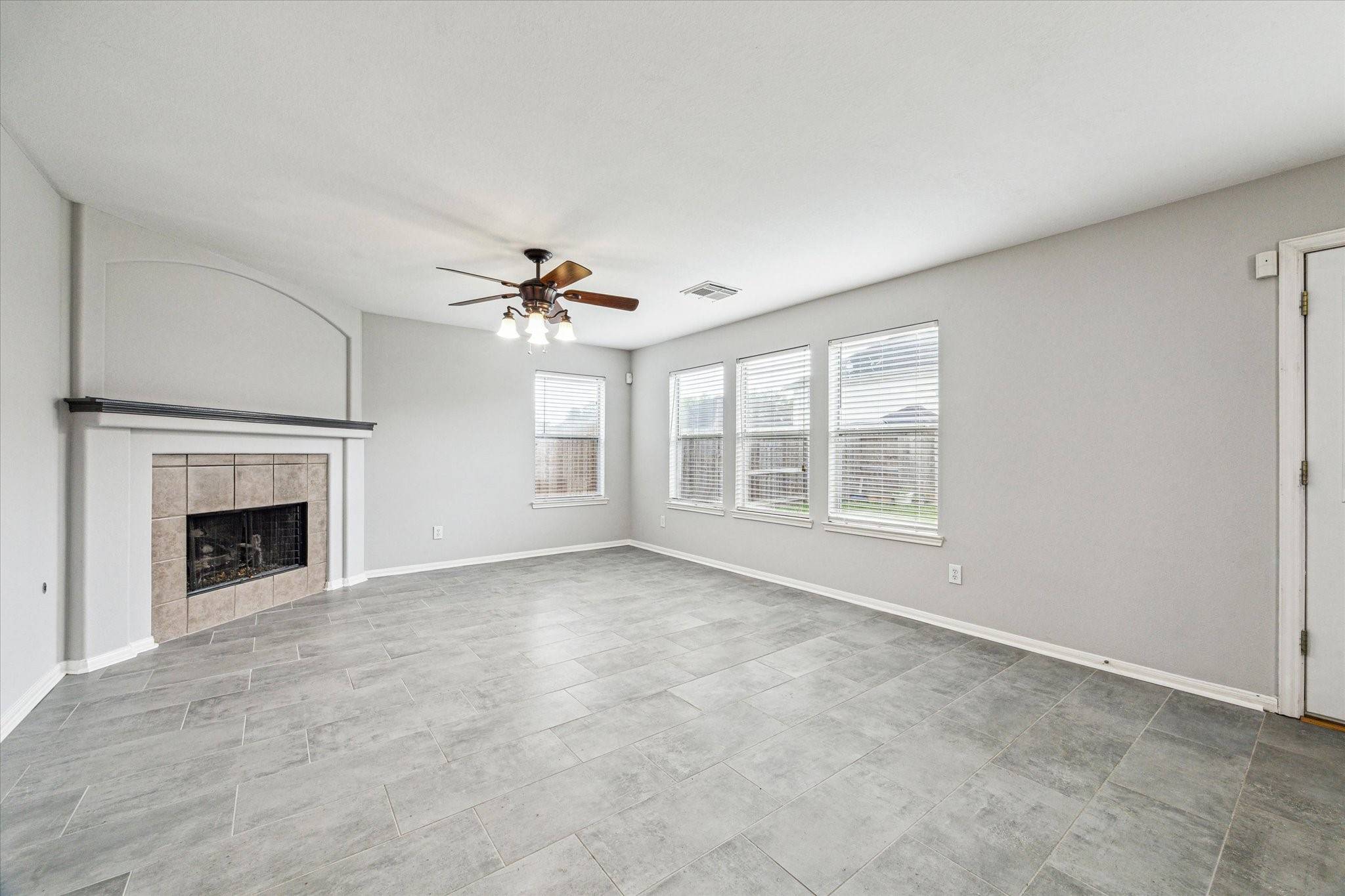 Dickinson, TX 77539,1056 Inverness CV
