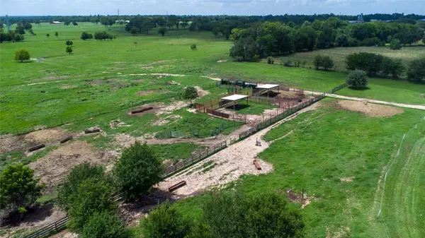 Montgomery, TX 77316,27240 Old HWY 105 W