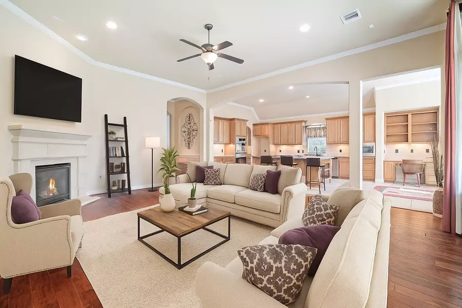 2150 Summit Mist DR, Conroe, TX 77304