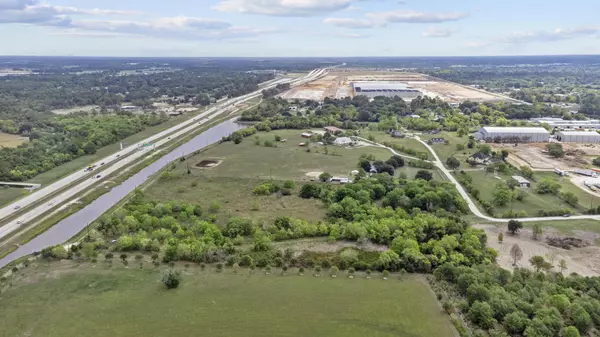 15166 Boudreaux RD,  Tomball,  TX 77377