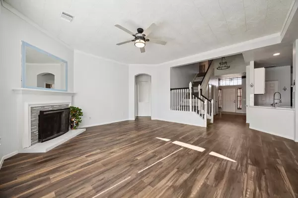 12310 Robin Meadow CIR, Stafford, TX 77477