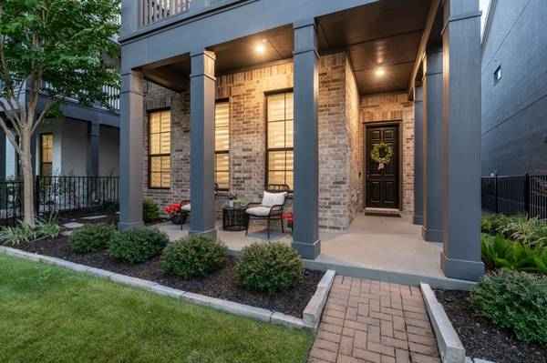 The Woodlands, TX 77380,132 E Shell Port SQ