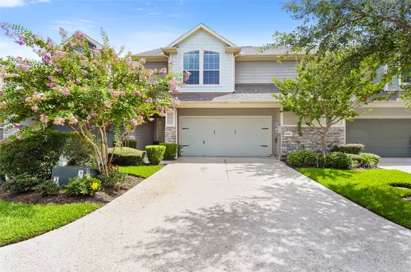2840 Sand Dune DR, Seabrook, TX 77586