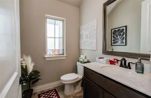 Porter, TX 77365,21822 Great Falls CT