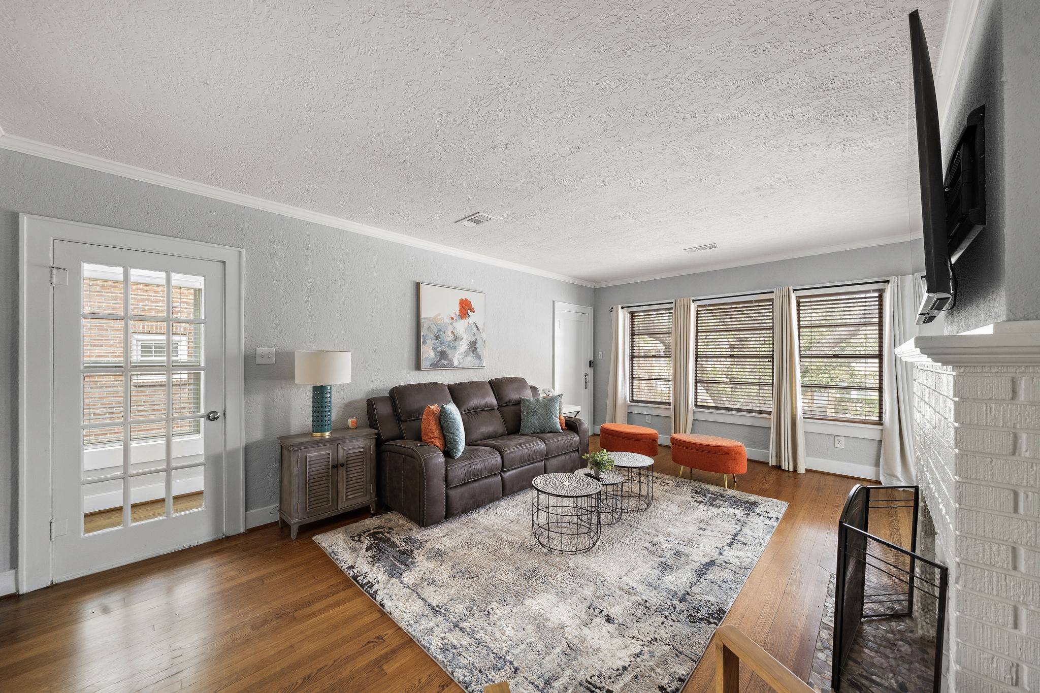 Houston, TX 77006,1635 Castle CT