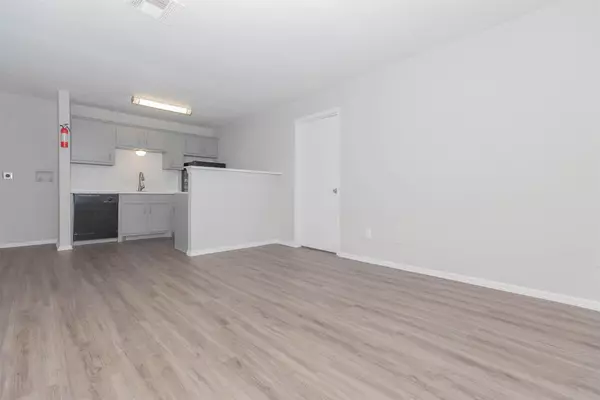 Houston, TX 77080,3125 Crestdale Drive #2029A