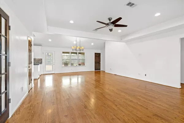 Houston, TX 77055,1526 Adkins RD