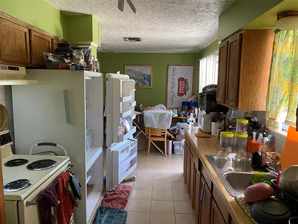 San Antonio, TX 78228,4403 Trailwood DR
