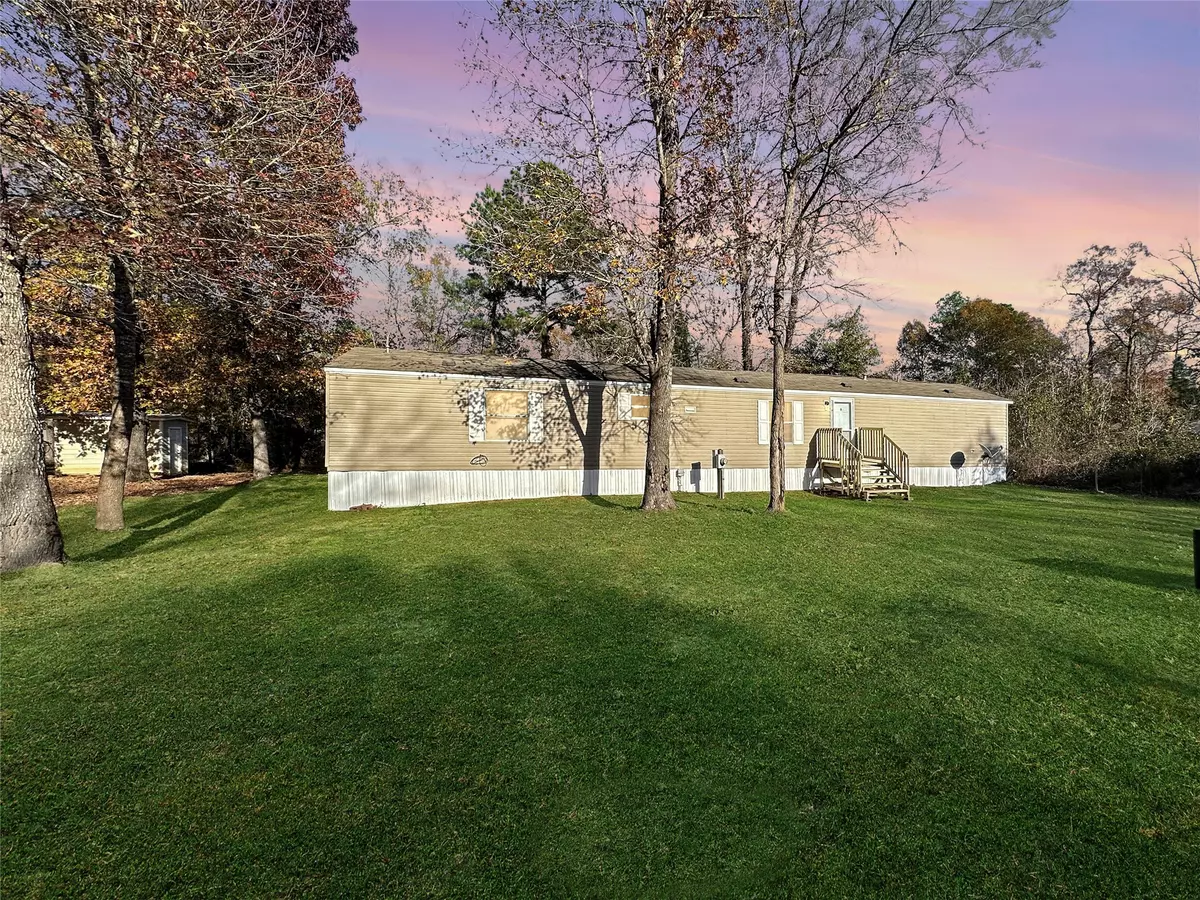 Point Blank, TX 77364,151 Water Oak DR