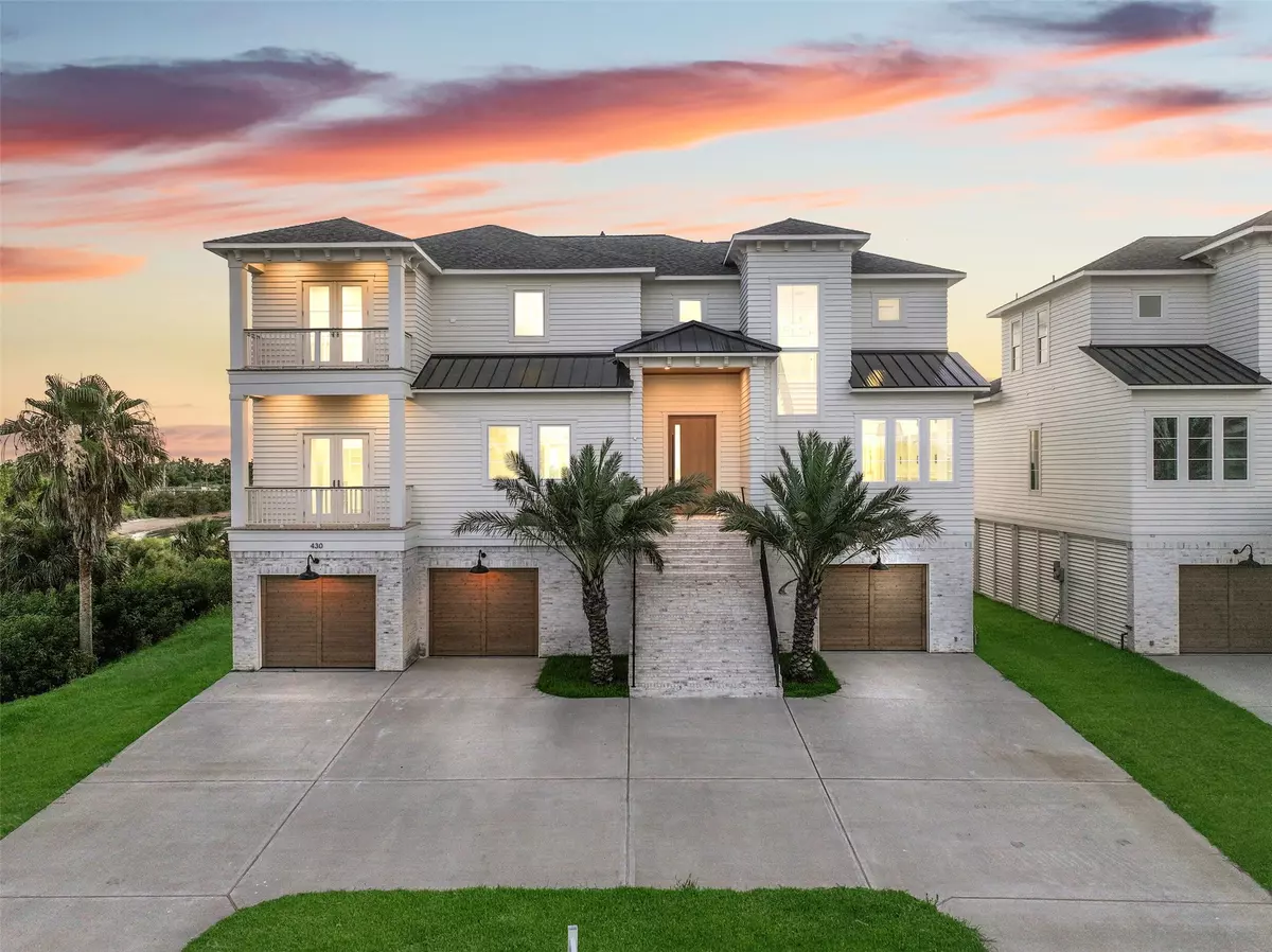 Galveston, TX 77554,430 81st ST