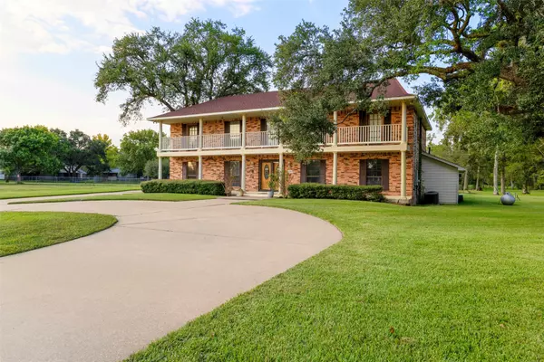 Manvel, TX 77578,9300 Oakcrest DR