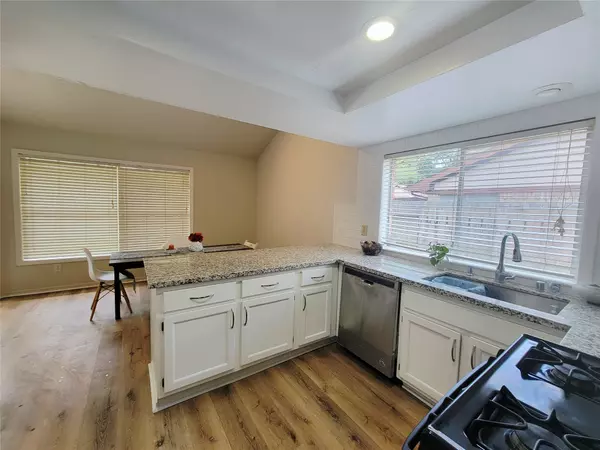 Sugar Land, TX 77479,2226 Streamcrest LN