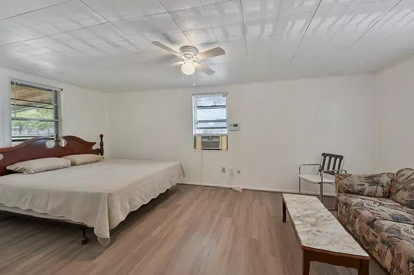 Bryan, TX 77803,1907 Rosedale ST