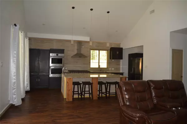 Cleveland, TX 77327,824 Road 5203