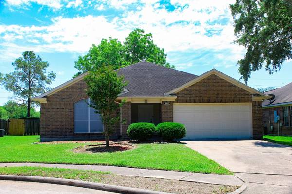 3107 Pheasant Trail DR, Sugar Land, TX 77498
