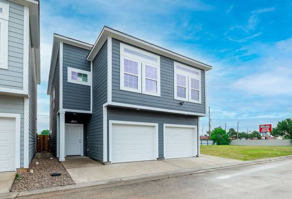 18830 Elegance AVE, Spring, TX 77379