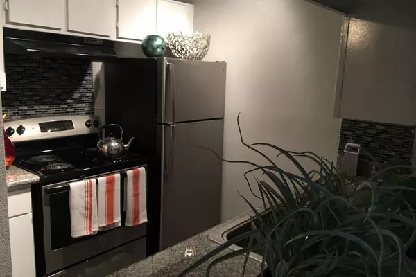 Houston, TX 77025,2801 N Broadmead #303